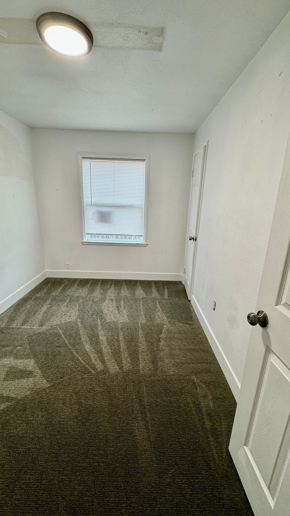 Building Photo - 505 Linden Dr