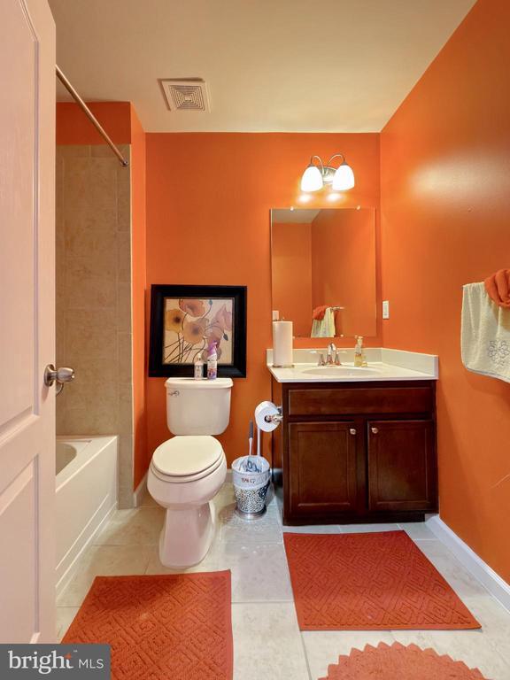 Building Photo - 2711 Coppersmith Pl