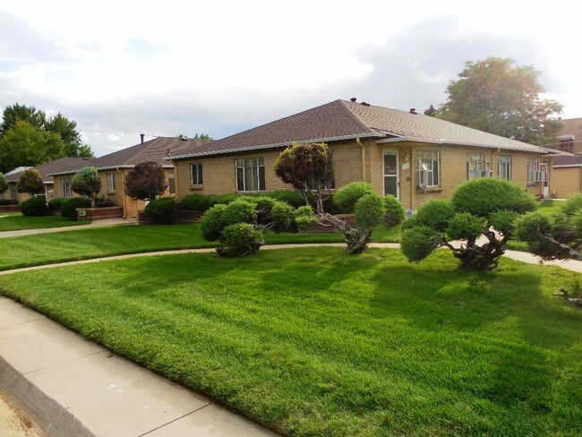 Primary Photo - Jasmine Apartments
