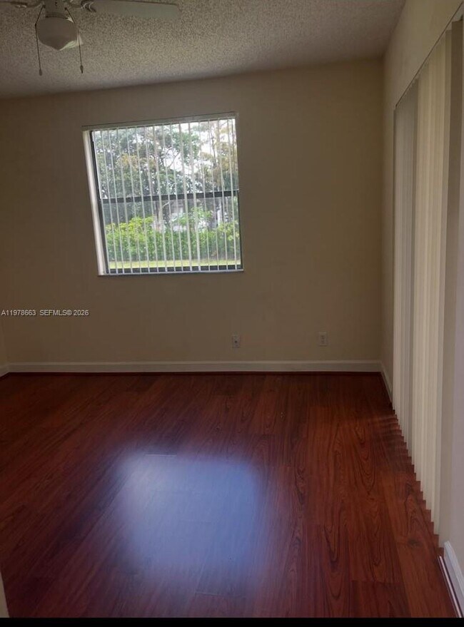 Building Photo - 5721 Riverside Dr