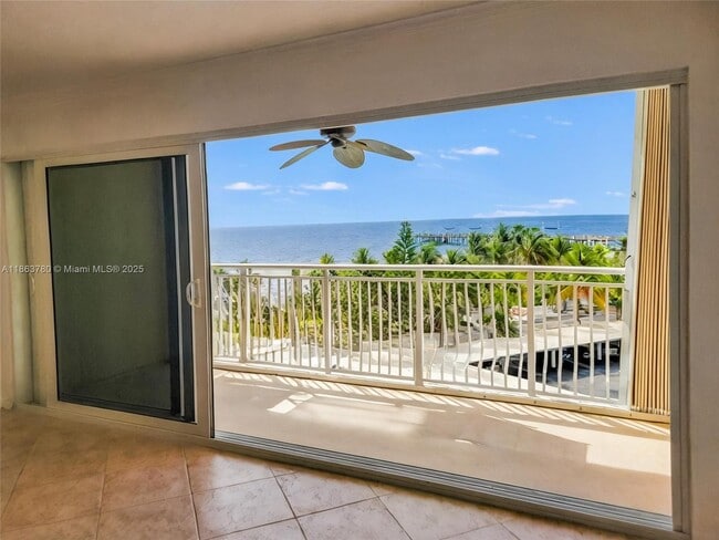 Primary Photo - 328 N Ocean Blvd