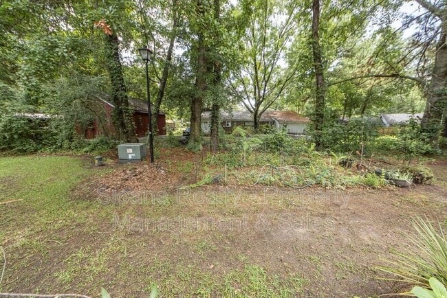 Building Photo - 1297 Mathis Ferry Rd