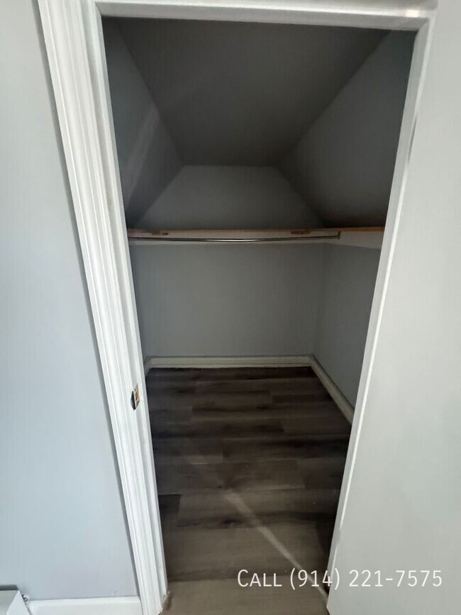 Building Photo - 104 Buena Vista Ave