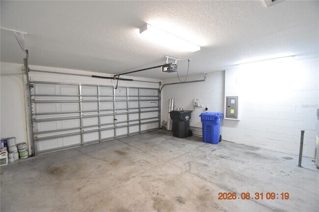Building Photo - 10106 RoseMary Leaf Ln