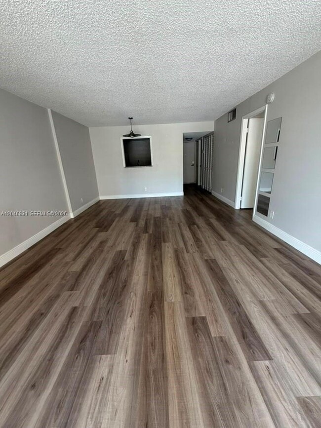Building Photo - 408 NW 68th Ave