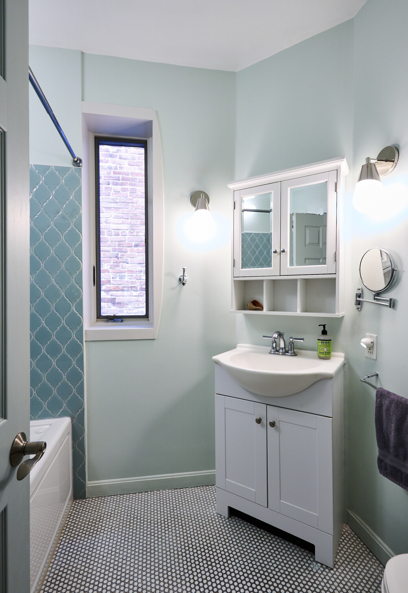 Bathroom 2 - 638 Washington St