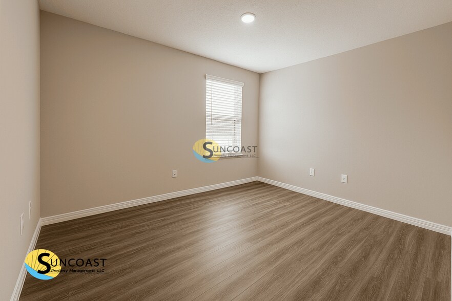 Building Photo - 5557 Broadgate Ct