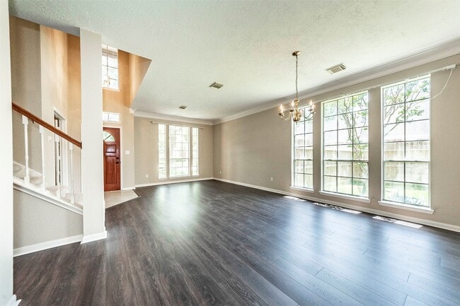 Building Photo - 2608 Leroy St