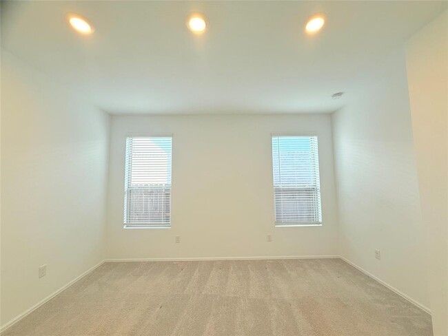 Building Photo - 6310 Barrington Clf Trl