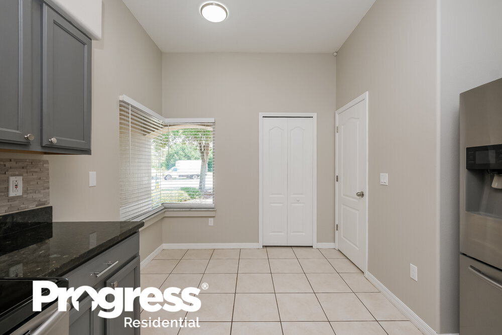 Building Photo - 8139 Alamosa Wood Ave