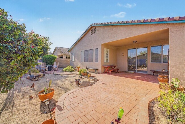 Building Photo - 7263 E Whispering Wind Dr