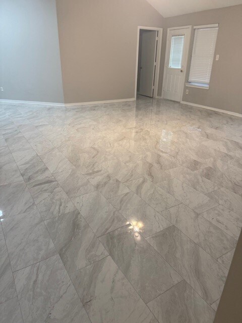 Building Photo - 17063 Clan MacGregor Dr