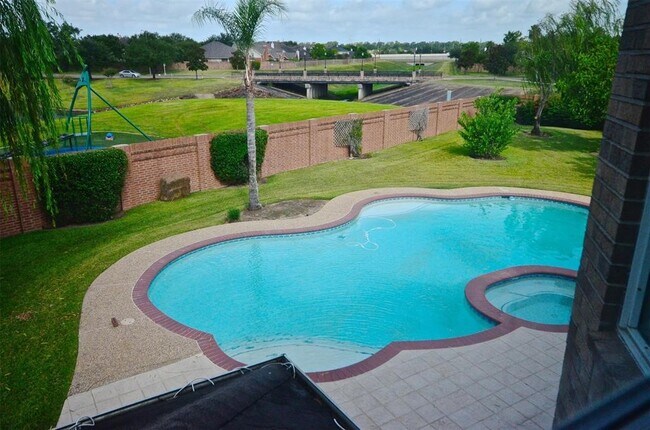 Building Photo - 5802 Sage River Ct