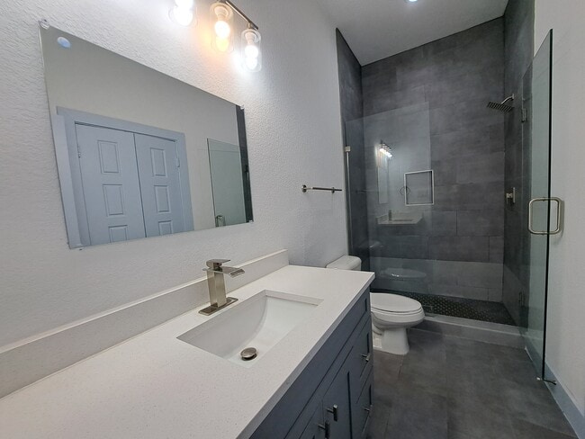 Building Photo - 3320 Noor St