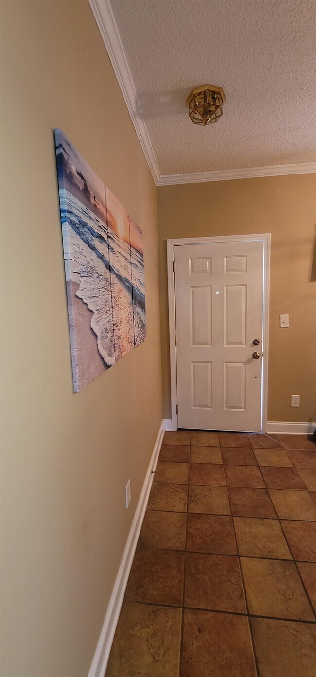 Building Photo - 1100 Commons Blvd