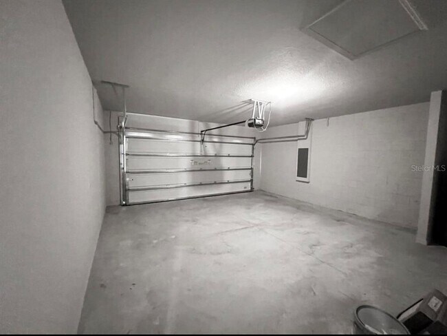 Building Photo - 1292 Oak Vly Dr