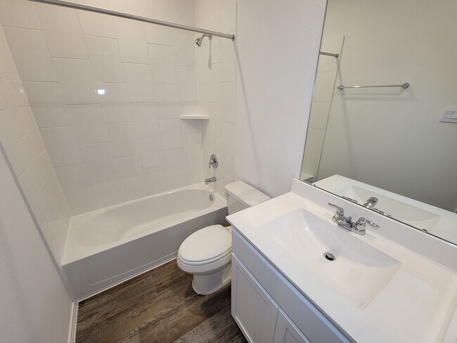 Building Photo - 4242 BROMHAM