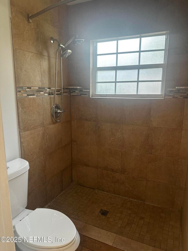 Building Photo - 5908 Copper Creek Dr