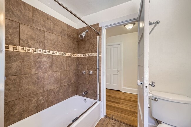 Building Photo - Top Unit (Beautiful Views) Flexible move in! Off Street Parking! All utilities included!