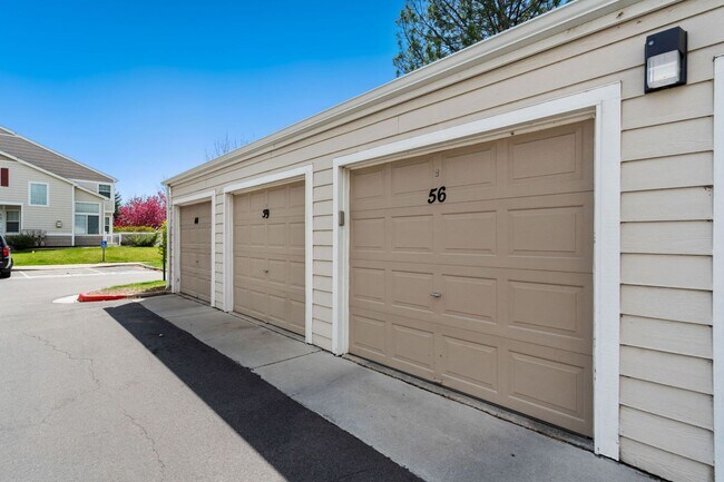 Building Photo - 2502 Timberwood Dr