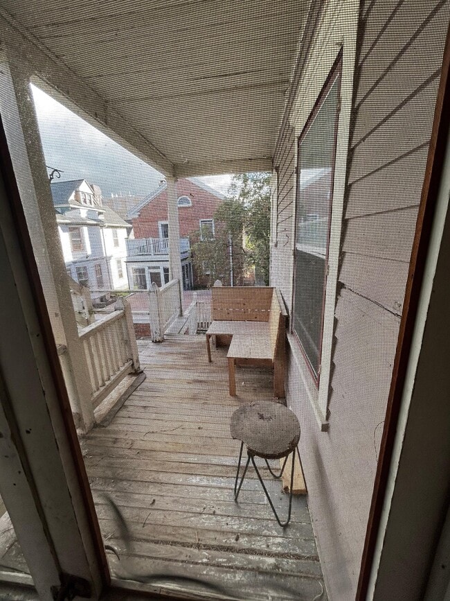 Building Photo - 109 E Gorham St