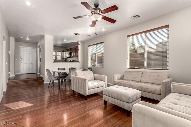 Building Photo - 9207 Onesto Ave