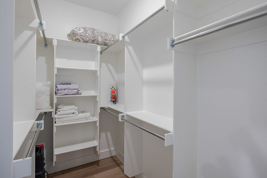 Building Photo - 2612 SW Livingston Square