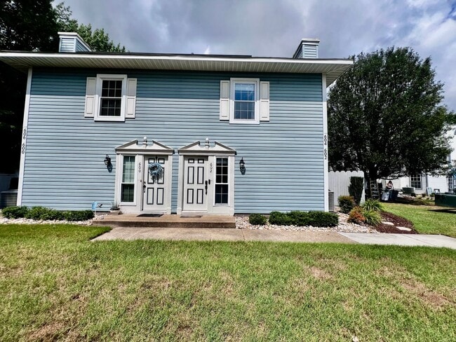 Primary Photo - Gorgeous end unit condo