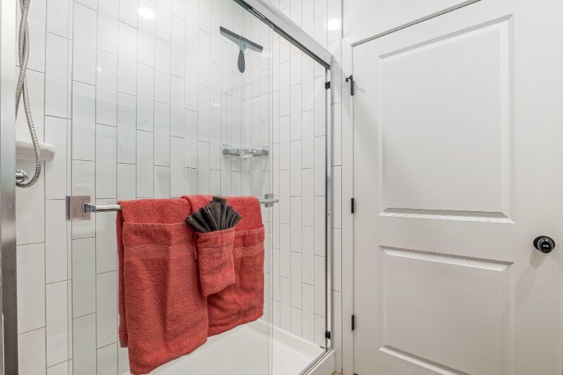 Building Photo - 5795 Champlain Dr