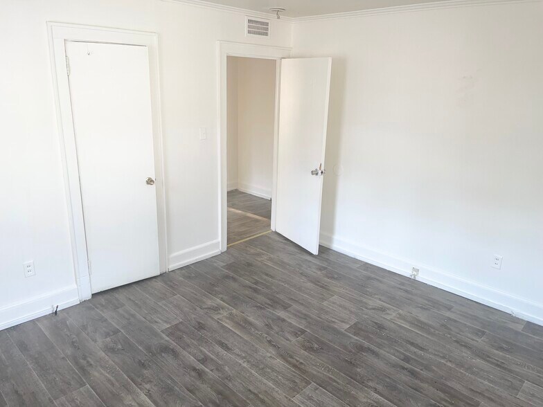 Bedroom 1 - 732 Bennett St
