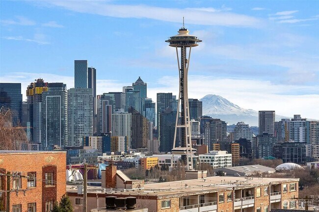 Building Photo - Top-Floor Corner Condo with Spectacular Views of the Space Needle & TWO Parking Spaces