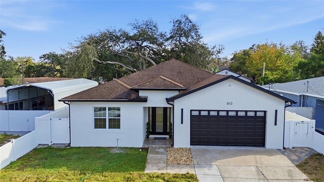 Building Photo - 810 W Whatley Pl