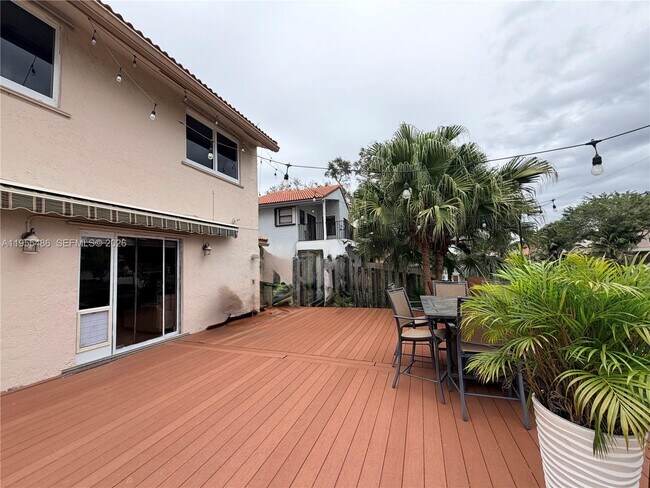 Building Photo - 2865 Begonia Way