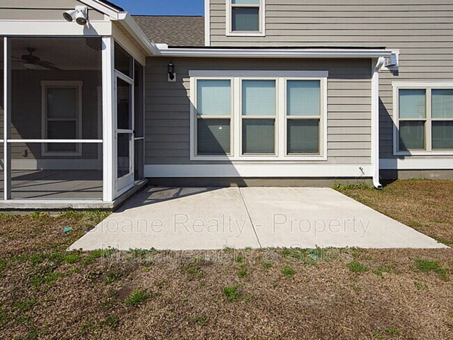 Building Photo - 2874 Stonestown Dr