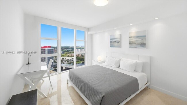 Building Photo - 1850 S Ocean Dr