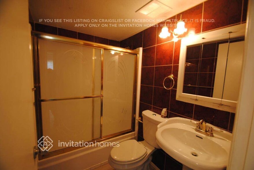 Building Photo - 3105 N 59th Ave