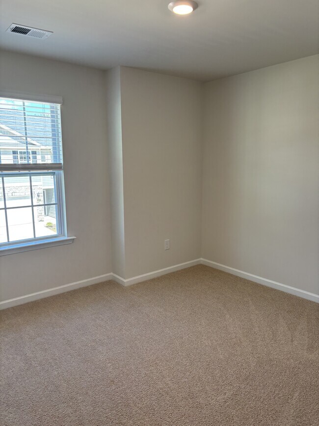 Building Photo - 1412 Maltese Ln