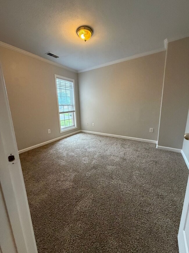 Building Photo - 24 Hulsey Cove