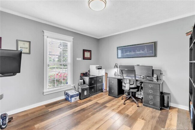 Building Photo - 6545 Ryefield Dr