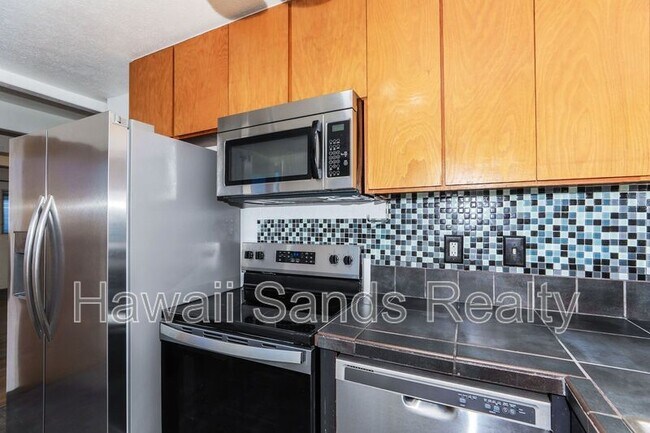 Building Photo - 3331 Hayden St