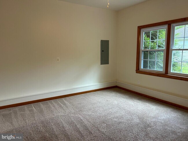 Building Photo - 14784 Pilea Pl