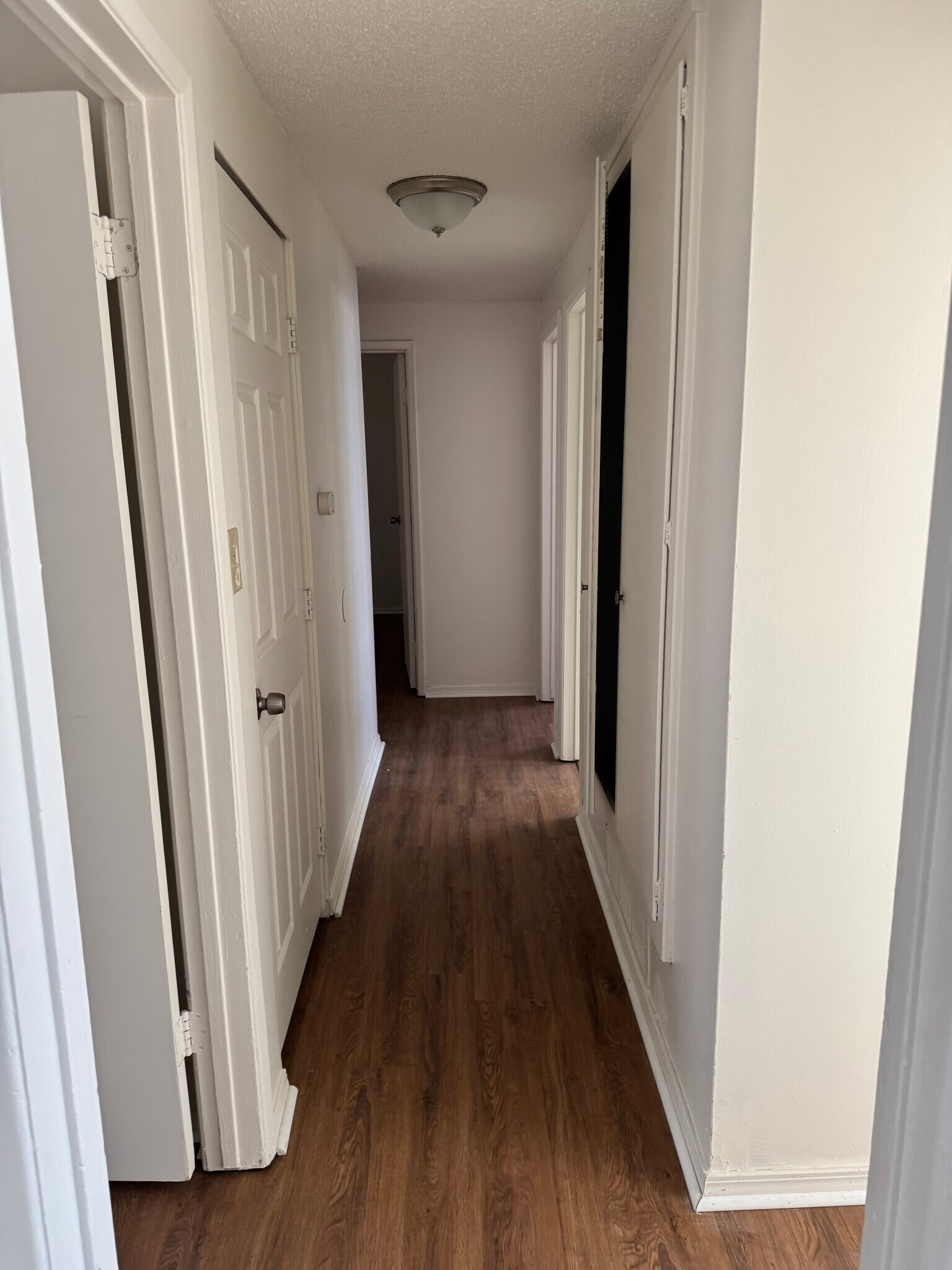 Building Photo - 1115 W Avenue H6