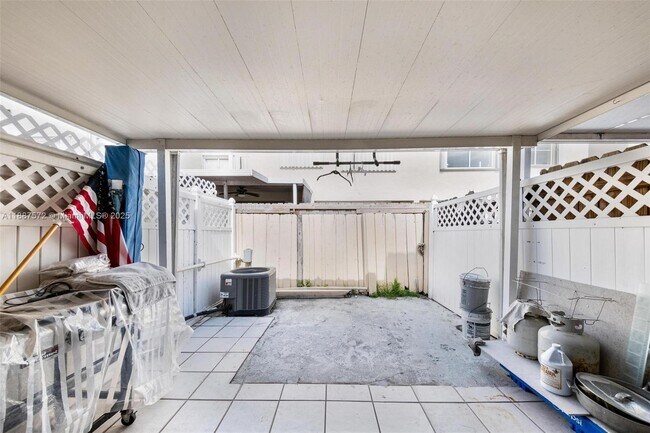 Building Photo - 1178 NW 123rd Pl