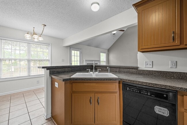 Building Photo - 3838 Aly Sheba Dr