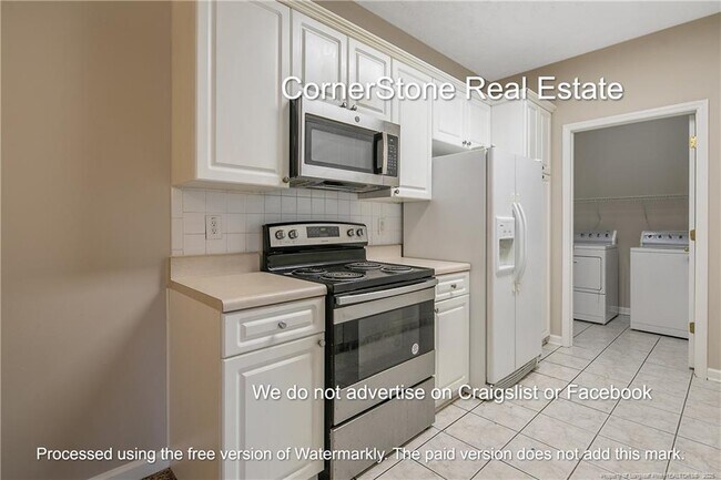Building Photo - 4050 Bardstown Ct