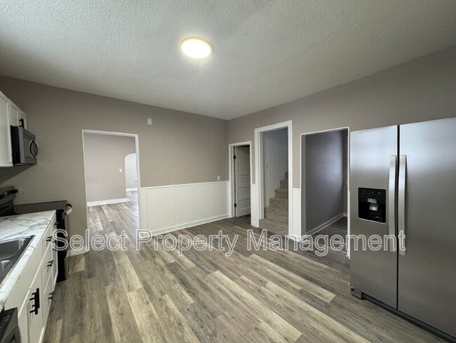 Building Photo - 3930 Webster St