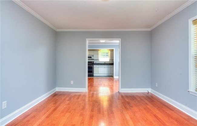 Building Photo - 831 Tanner Dr