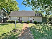 Building Photo - 907 S Bowen Rd