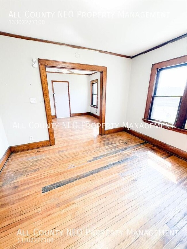 Building Photo - 680 Sherman St