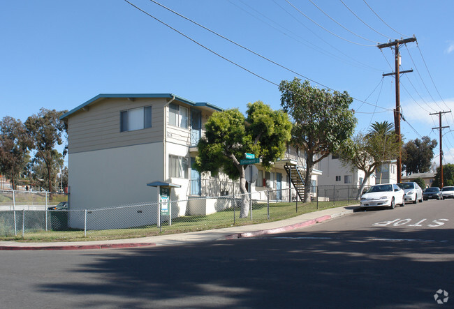 Primary Photo - West Seaward Apartments